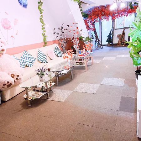 Yoshidoku Inn - Domome1 Осака Экстерьер фото